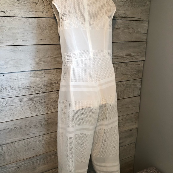 ASOS Jumpsuit White Partially Lined Capped Sleeve Cropped Back Zip Size 6 - Picture 5 of 7